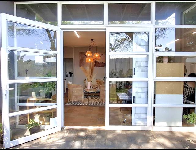 67M² OFFICE FOR SALE IN BALLITO DISTRICT
